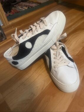 SOLUDOS leather yang yang sneakers